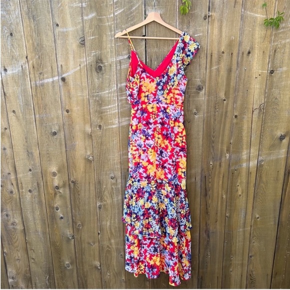 🌿 Red Radiant Ruby Floral Chiffon Asymmetric Dress 🌿 - Picture 12 of 14